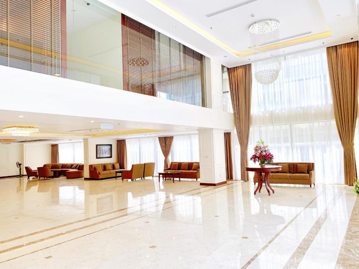 Cau Giay Hotel - By Bay Luxury Hanoi Exterior foto